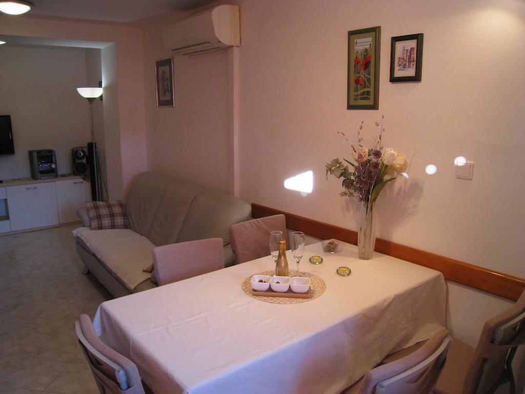 Apartment Ella Mare Zara Camera foto